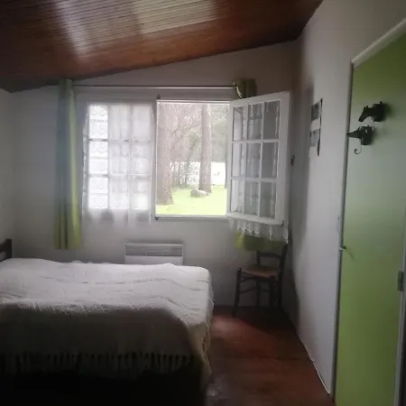 Vakantiehuis Baignade Au Bout Du Jardin La Flotte