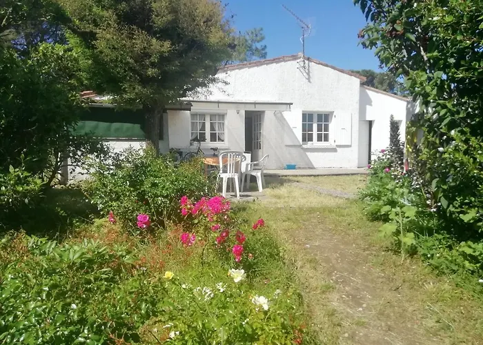 Acces Ocean Sur Grand Terrain Clos بيت للعطل